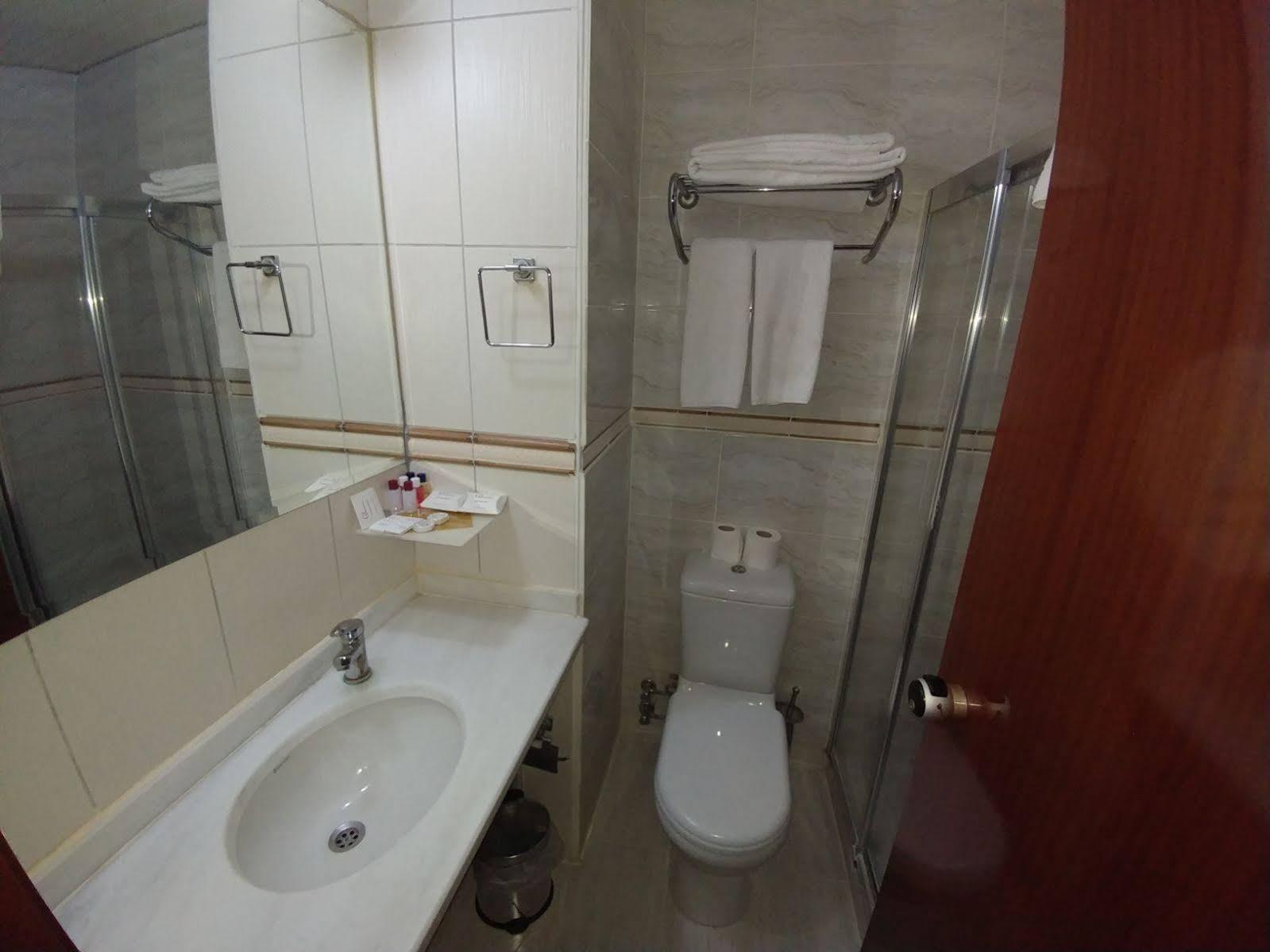 Royal Gaziantep Hotel Exterior foto